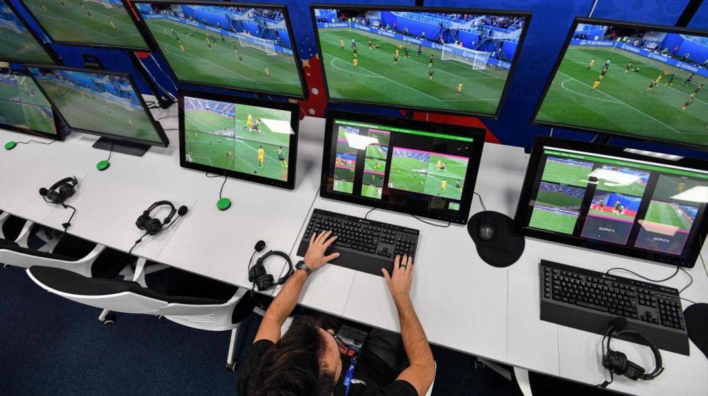 Welcome to another post. 2018 World Cup in Russia, an extremely important event in which it was decided to implement a system which was capable of solving any doubtful problem that could happen on the pitch, this information from the VAR will be presented here.
